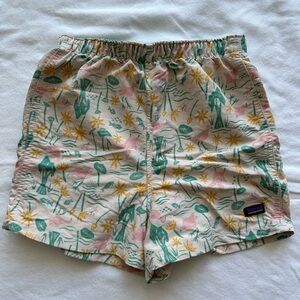 Patagonia baggy shorts toddler 5T